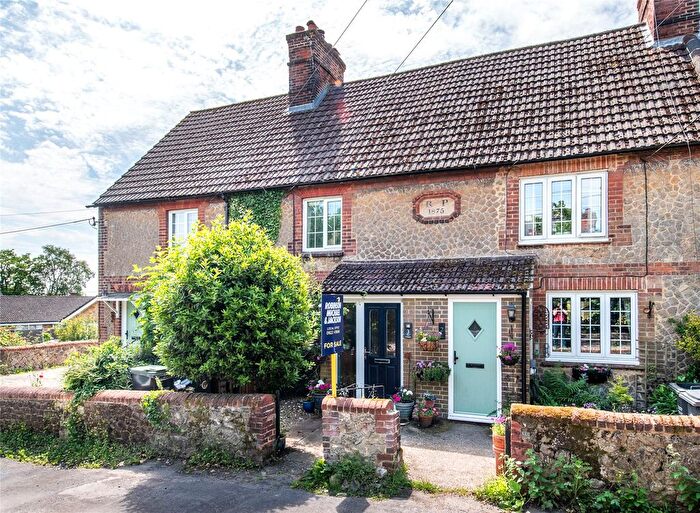 3 Bedroom Detached House For Sale In Pine Cottages, Church Lane, Trottiscliffe, Kent, ME19