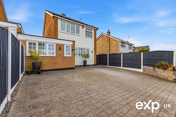 3 Bedroom Detached House For Sale In Priory Avenue, Ravenshead, NG15