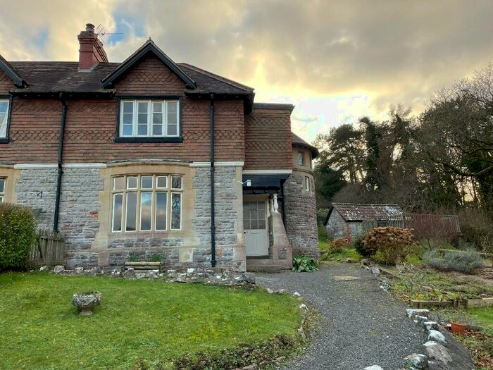 3 Bedroom Semi-Detached House To Rent In Clanders Batch Cottage, BS40