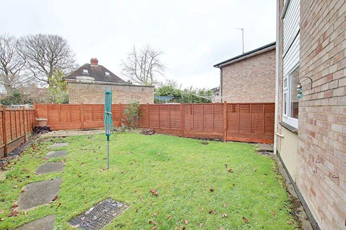 1 Bedroom Flat To Rent In Downlands Road, Devizes, SN10