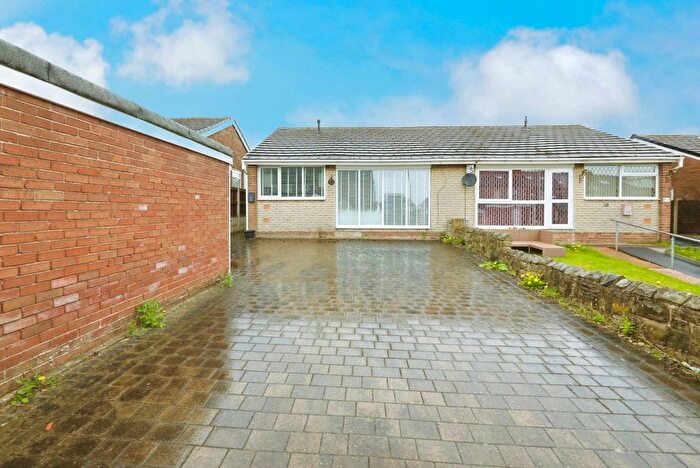 2 Bedroom Bungalow For Sale In Stone Close, Ravenfield, Rotherham, South Yorkshire, S65