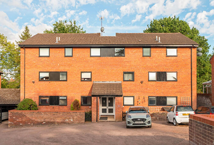 2 Bedroom Apartment For Sale In King George Close, Cheltenham, Gloucestershire, GL53
