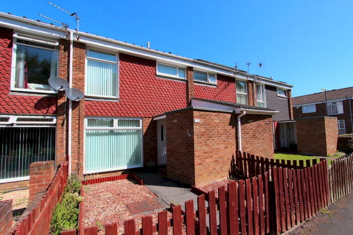 3 Bedroom Terraced House To Rent In Bellshill Close, Hadrian Park, Wallsend. ., NE28