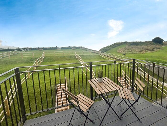 2 Bedroom Apartment To Rent In Shore Road, Bonchurch, PO38