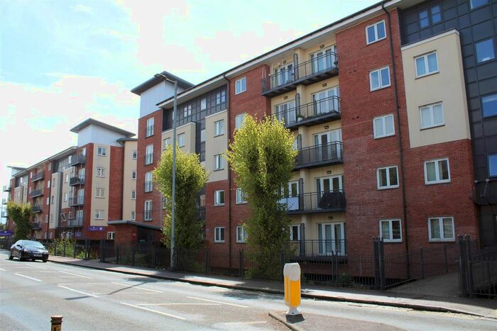2 Bedroom Flat To Rent In New North Road, Exeter, EX4