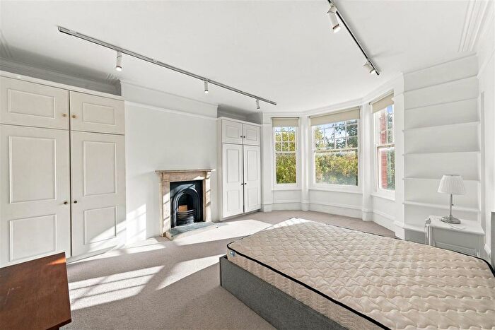 4 Bedroom Flat To Rent In Fauconberg Road, London, W4