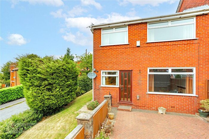 3 Bedroom Semi-Detached House For Sale In Heywood Fold Road, Springhead, Saddleworth, OL4