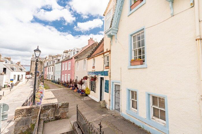 2 Bedroom Flat To Rent In East Terrace, South Queensferry, Midlothian, EH30