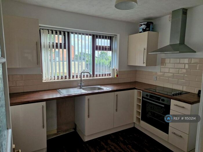 2 Bedroom Maisonette To Rent In Vernon Park Drive, Nottingham, NG6