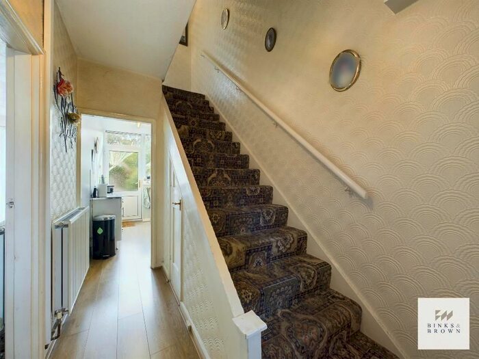 2 Bedroom Terraced House For Sale In Dagenham Avenue, Dagenham, Essex, RM9
