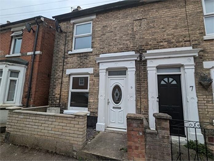 3 Bedroom Terraced House To Rent In New Town Road, Colchester, Essex., CO1