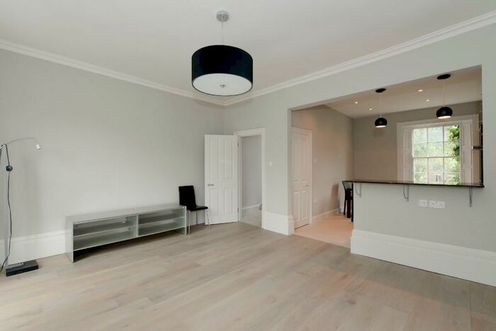 2 Bedroom Terraced House To Rent In Claremont Square, London, N1