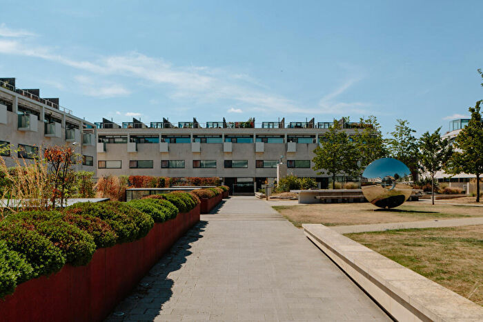 4 Bedroom Terraced House For Sale In Gabriel Square, Gabriel Square, St Albans, Hertfordshire, AL1