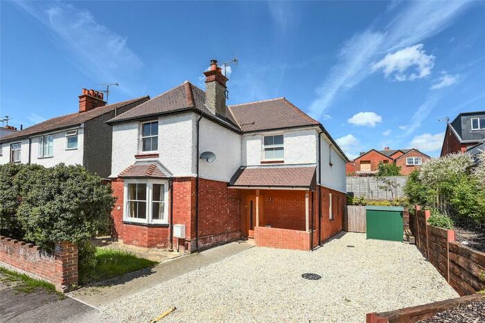 4 Bedroom Detached House To Rent In Carey Road, Wokingham, Berkshire RG40