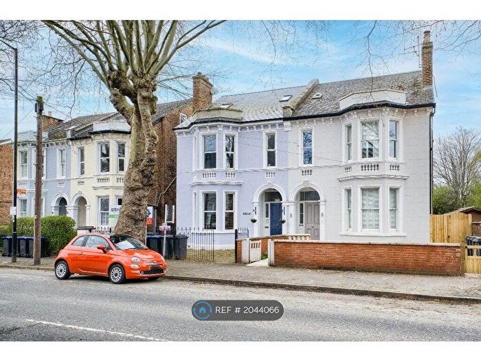 1 Bedroom Flat To Rent In Lancaster House, Leamington Spa, CV31