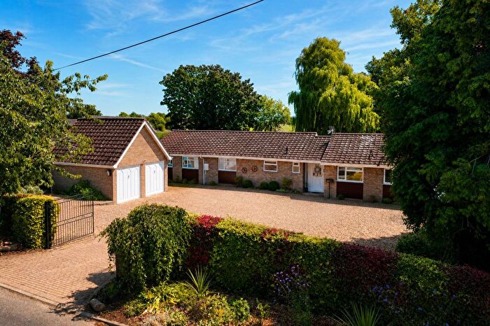 4 Bedroom Detached Bungalow For Sale In Main Street, Gedney Dyke, PE12