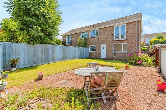3 Bedroom Semi Detached House For Sale In Diptford Close, Paignton, TQ4