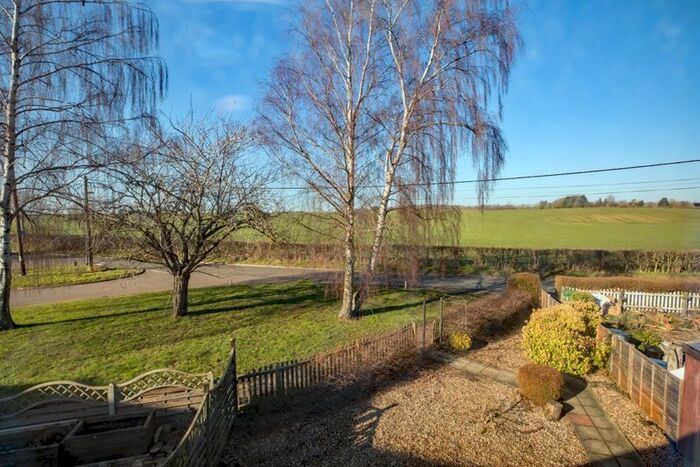 3 Bedroom Semi-Detached House To Rent In Whitwell Way, Coton, Cambridge, CB23