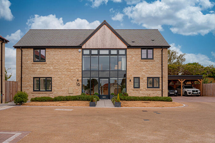 4 Bedroom Detached House For Sale In Church Farm Close, Hilperton, BA14