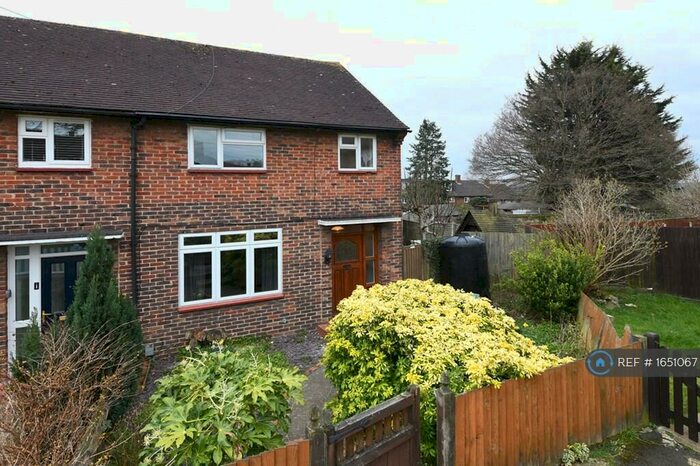 3 Bedroom End Of Terrace House To Rent In Colson Gardens, Loughton, IG10