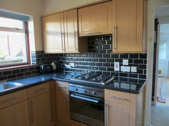 6 Bedroom House To Rent In Stanmore Lane, Winchester, SO22