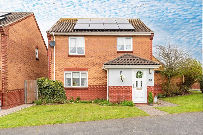 3 Bedroom Detached House For Sale In Cloverland Drive, Hemsby, NR29