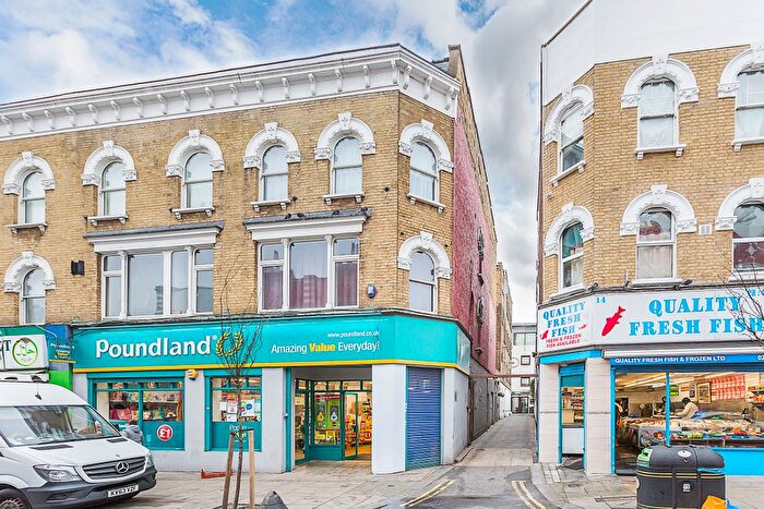 3 Bedroom Flat To Rent In High Street, Harlesden, NW10