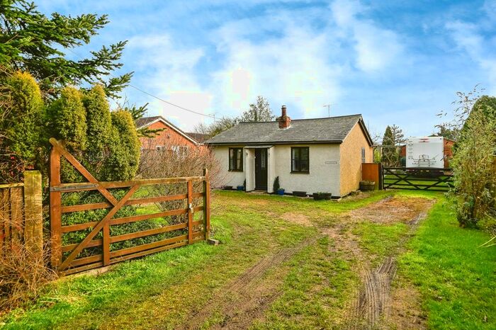 2 Bedroom Bungalow For Sale In The Drove, Barroway Drove, Downham Market, PE38