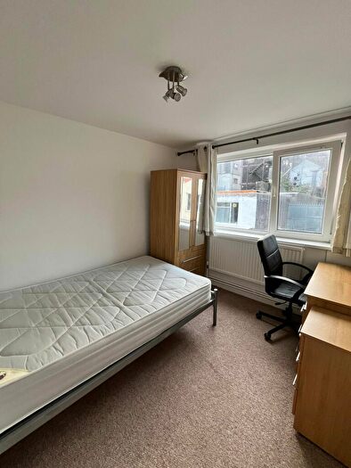 4 Bedroom Terraced House To Rent In Oxford Street, Swansea, SA1