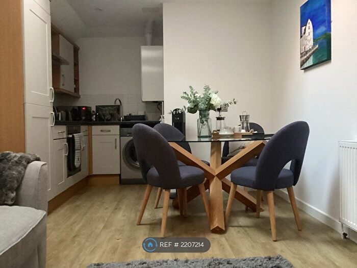 2 Bedroom Flat To Rent In Church Street, Woodbridge, IP12