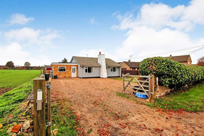 4 Bedroom Detached Bungalow For Sale In Sheldricks Road, Isleham, Ely, CB7