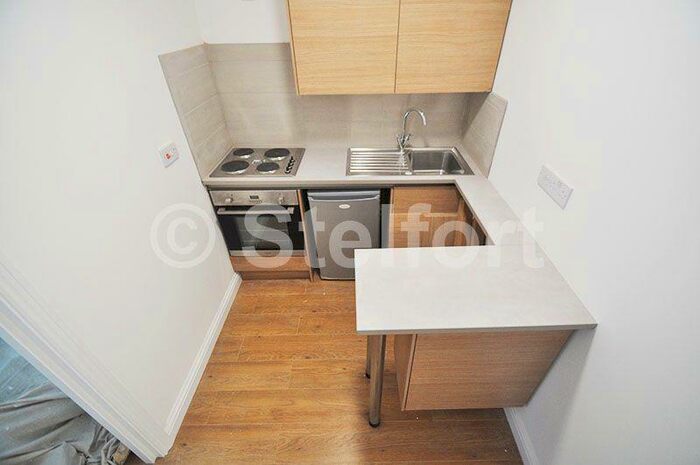 4 Bedroom Flat To Rent In Archway Road, London, N19
