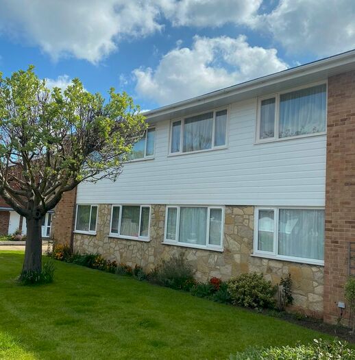 2 Bedroom Flat To Rent In Maugham Court, Whitstable, CT5