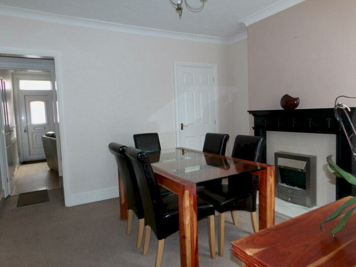 2 Bedroom House To Rent In York Street, Sutton In Ashfield, NG17
