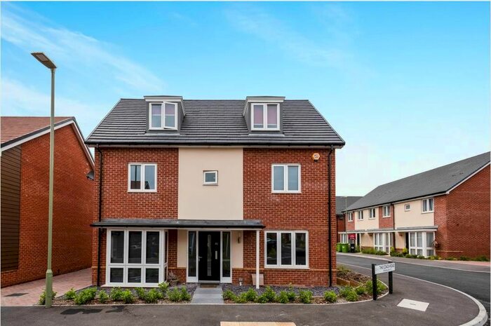5 Bedroom Property To Rent In The Coach Road, Basingstoke, RG23