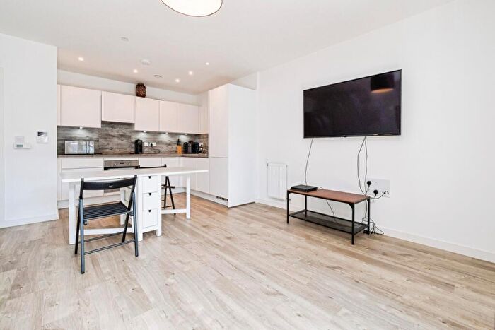 1 Bedroom Flat For Sale In Ironworks Way, Upton Park, London, E13