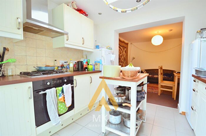 5 Bedroom Semi Detached House To Rent In Lodgehill Road Selly Oak, B29