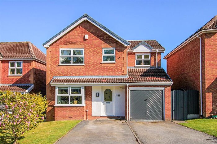 4 Bedroom Detached House For Sale In Harwood Close, Sandal, Wakefield, WF2