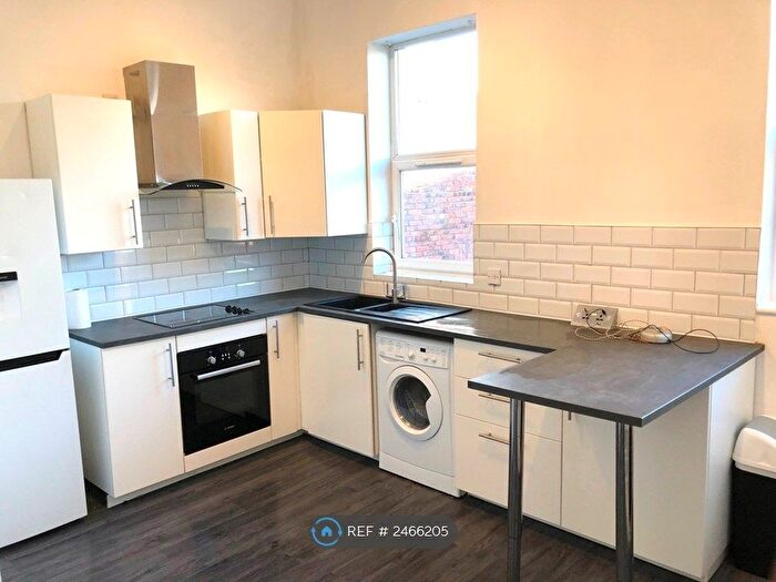 1 Bedroom Flat To Rent In Darnton Road, Ashton Under Lynne, OL6