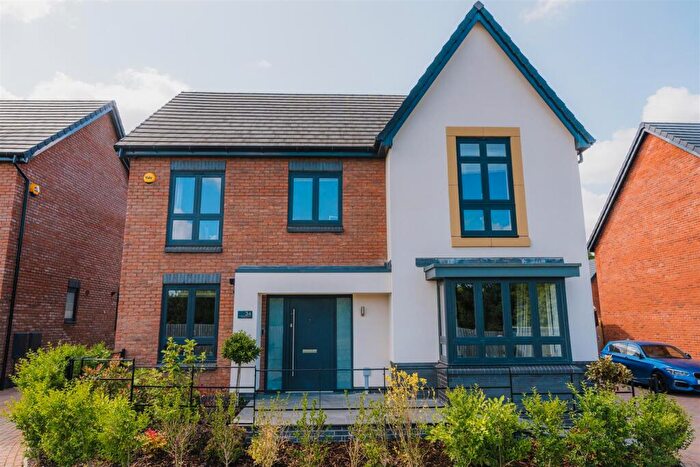 4 Bedroom House For Sale In Clover Hill Way, Barrow Gurney, Bristol, BS48