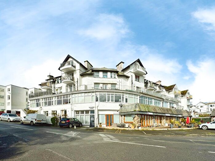 2 Bedroom Flat For Sale In Marine Drive, Looe, Cornwall, PL13