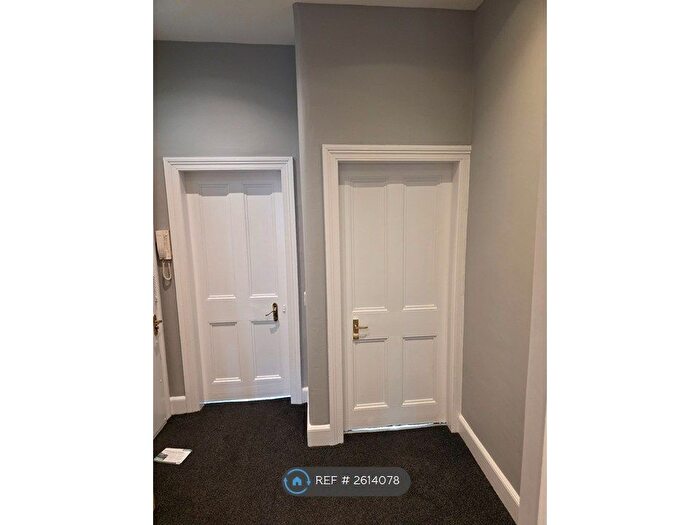 3 Bedroom Flat To Rent In Falcon Avenue, Edinburgh, EH10