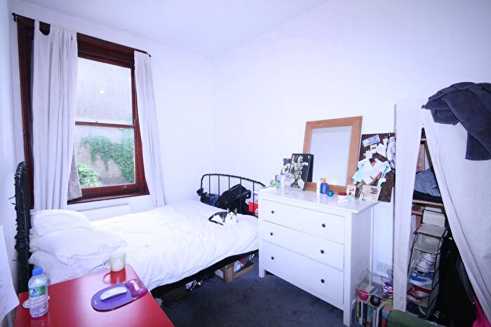 1 Bedroom Flat To Rent In Dalmeny Road, London, N7