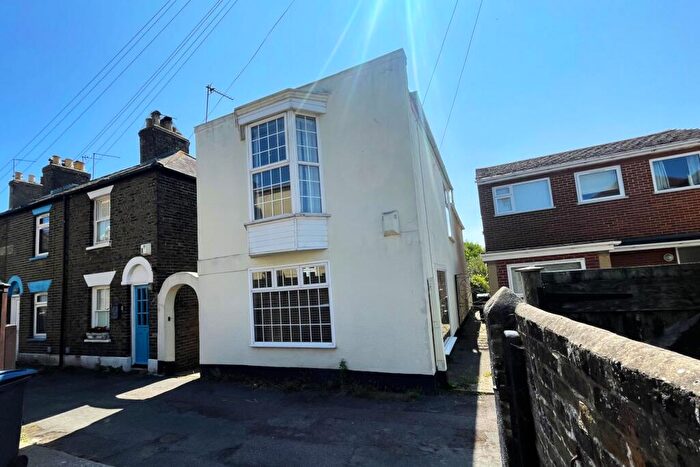 3 Bedroom Detached House For Sale In Century Walk, Deal, CT14