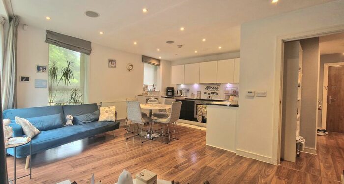 2 Bedroom Apartment To Rent In Loch Crescent, Edgware, HA8