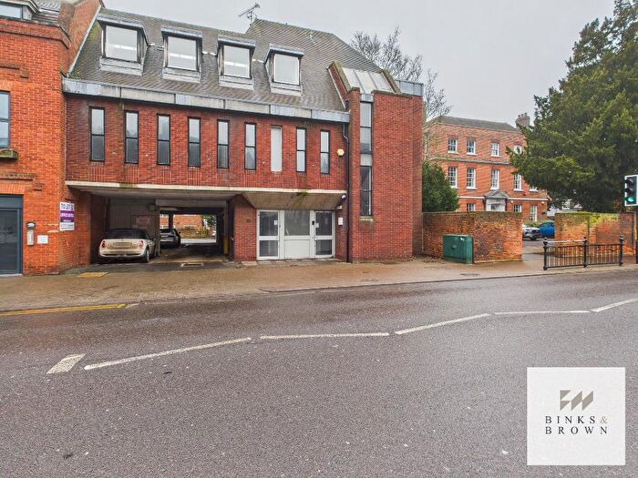 10 Bedroom Flat For Sale In High Street, Billericay, Essex, CM12