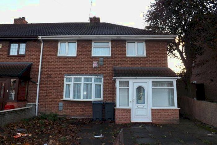 3 Bedroom End Of Terrace House To Rent In Kitts Green Road, Birmingham B33