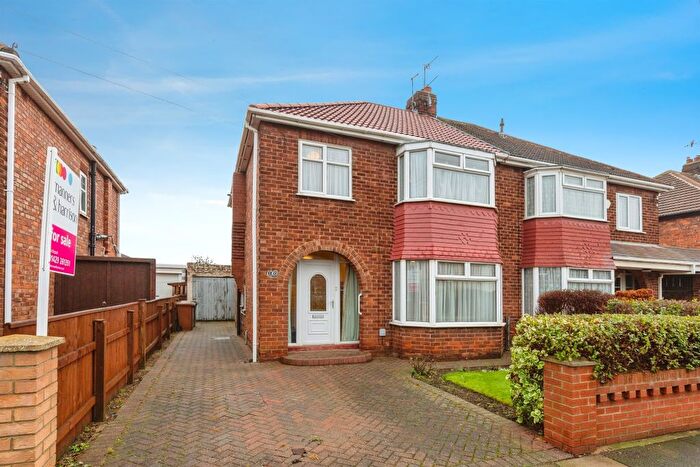 3 Bedroom Semi Detached House For Sale In Westbrooke Avenue, Hartlepool, TS25