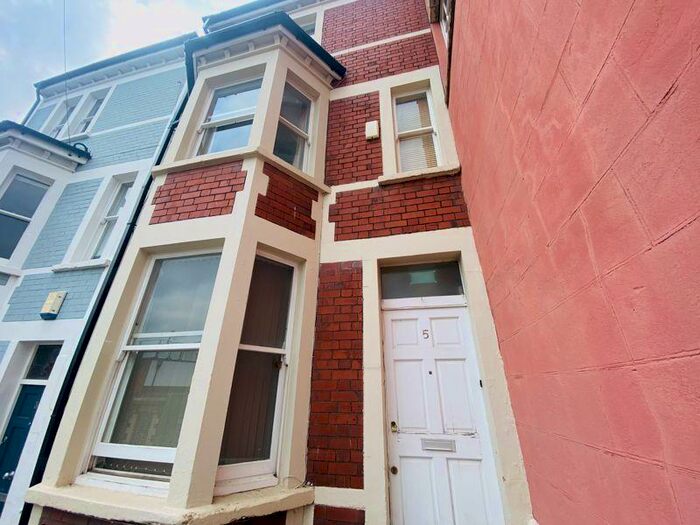 5 Bedroom Terraced House To Rent In Church Lane, Cliftonwood, BS8