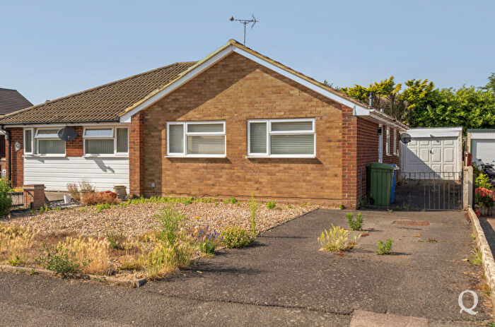 2 Bedroom Bungalow For Sale In Gerrards Drive, Sittingbourne, ME10